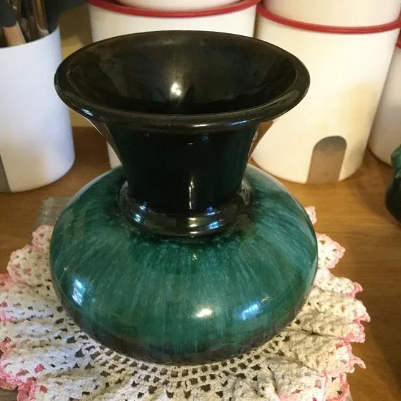 BMP vase - Picture 1 of 3